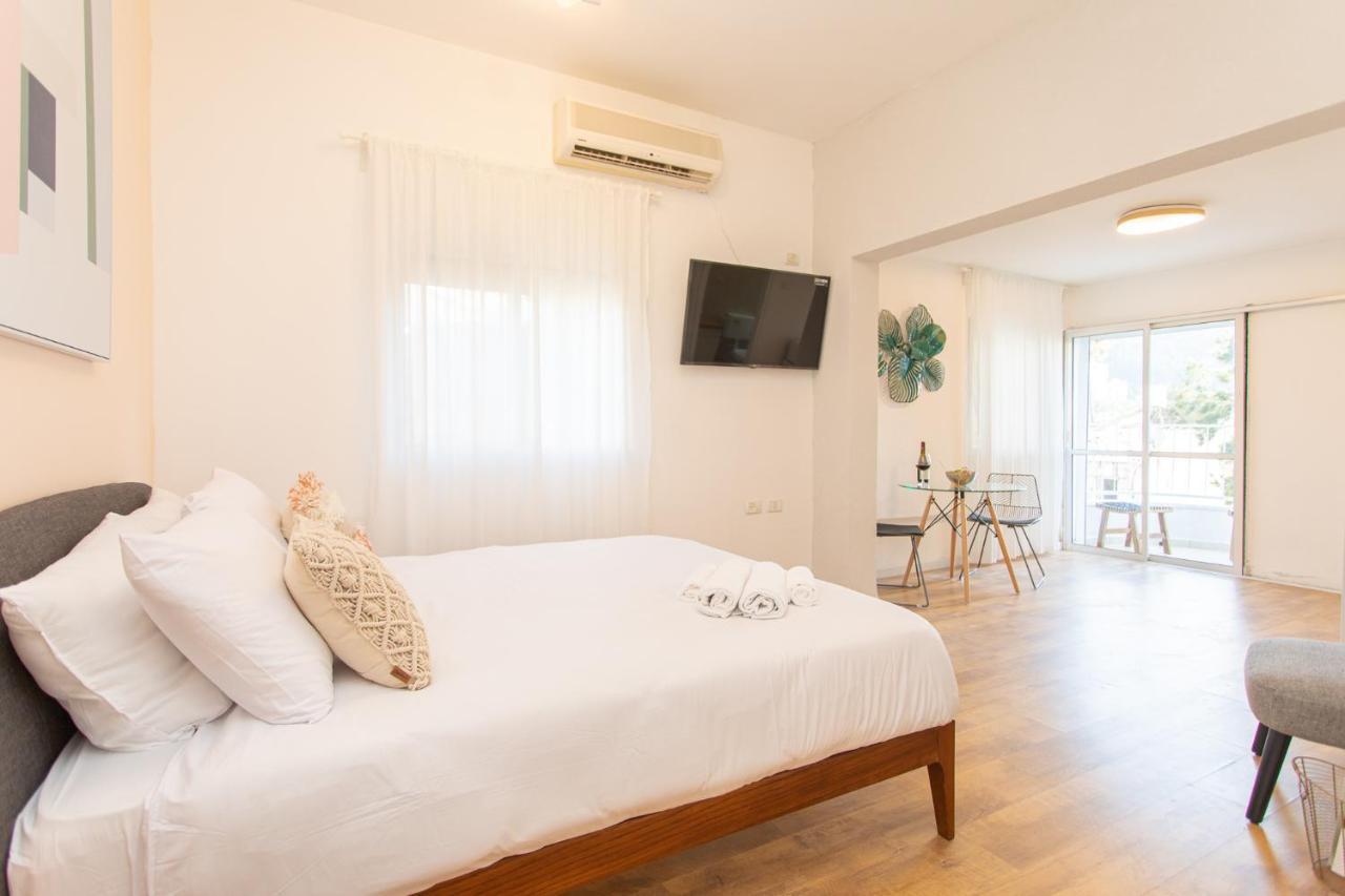 Port City Haifa - Bat Galim 25 Mtrs From The Beach & Rambam Bagian luar foto